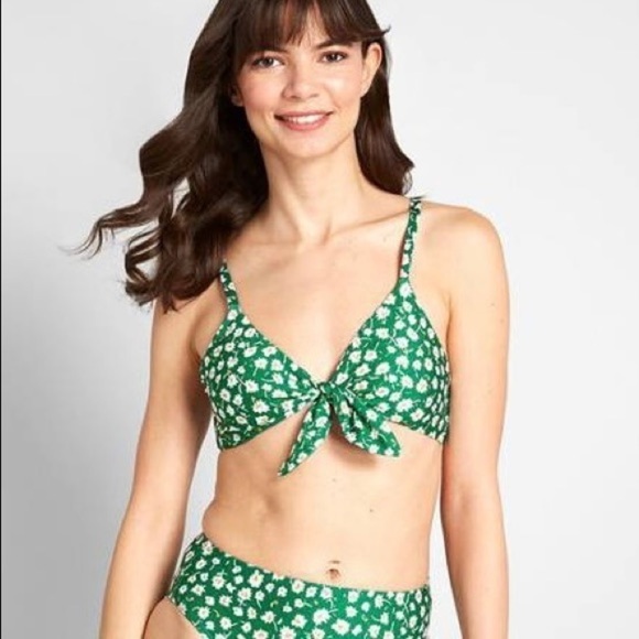 ModCloth Green Ditsy Floral Tie Front Bikini Top Sz XL - Picture 2 of 10